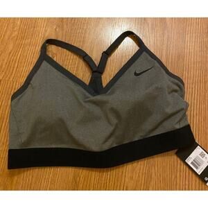 NWT Nike Plus Size Women Sports Bra